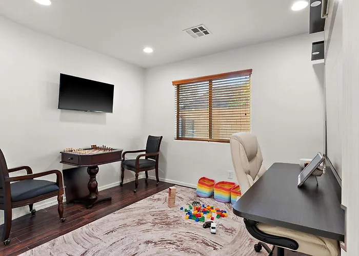 Serenity Splash Upscale Pool Game Lounge *