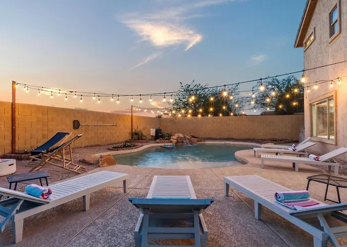 Serenity Splash Upscale Pool Game Lounge * Casa Grande