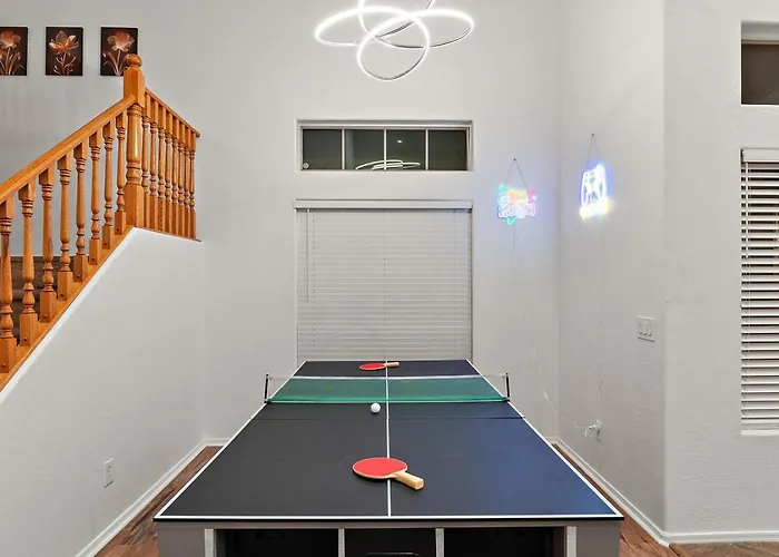 Villa Serenity Splash Upscale Pool Game Lounge