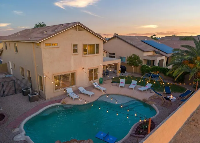 Serenity Splash Upscale Pool Game Lounge * Casa Grande