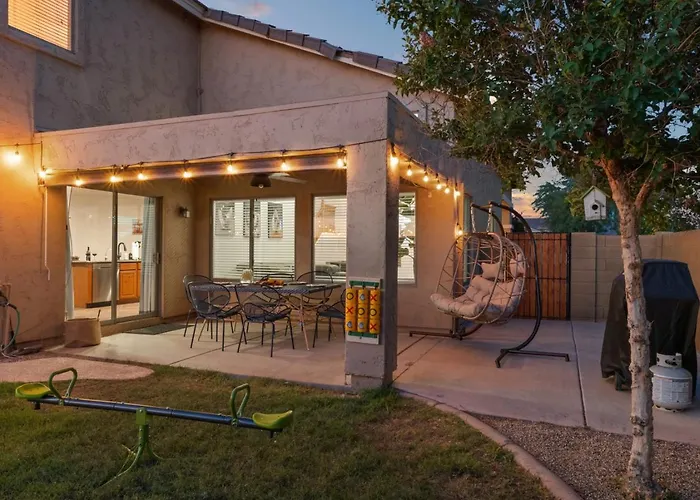 Serenity Splash Upscale Pool Game Lounge * Casa Grande